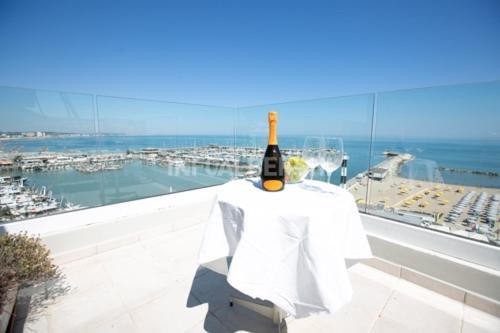 Hotel Europa Gabicce Mare Buitenkant foto